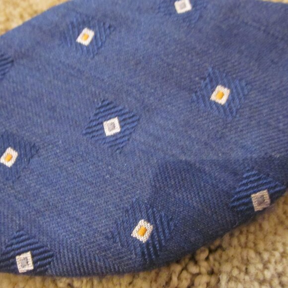 Men's Silk Carrot & Gibbs Bow Tie - Picture 2 of 4